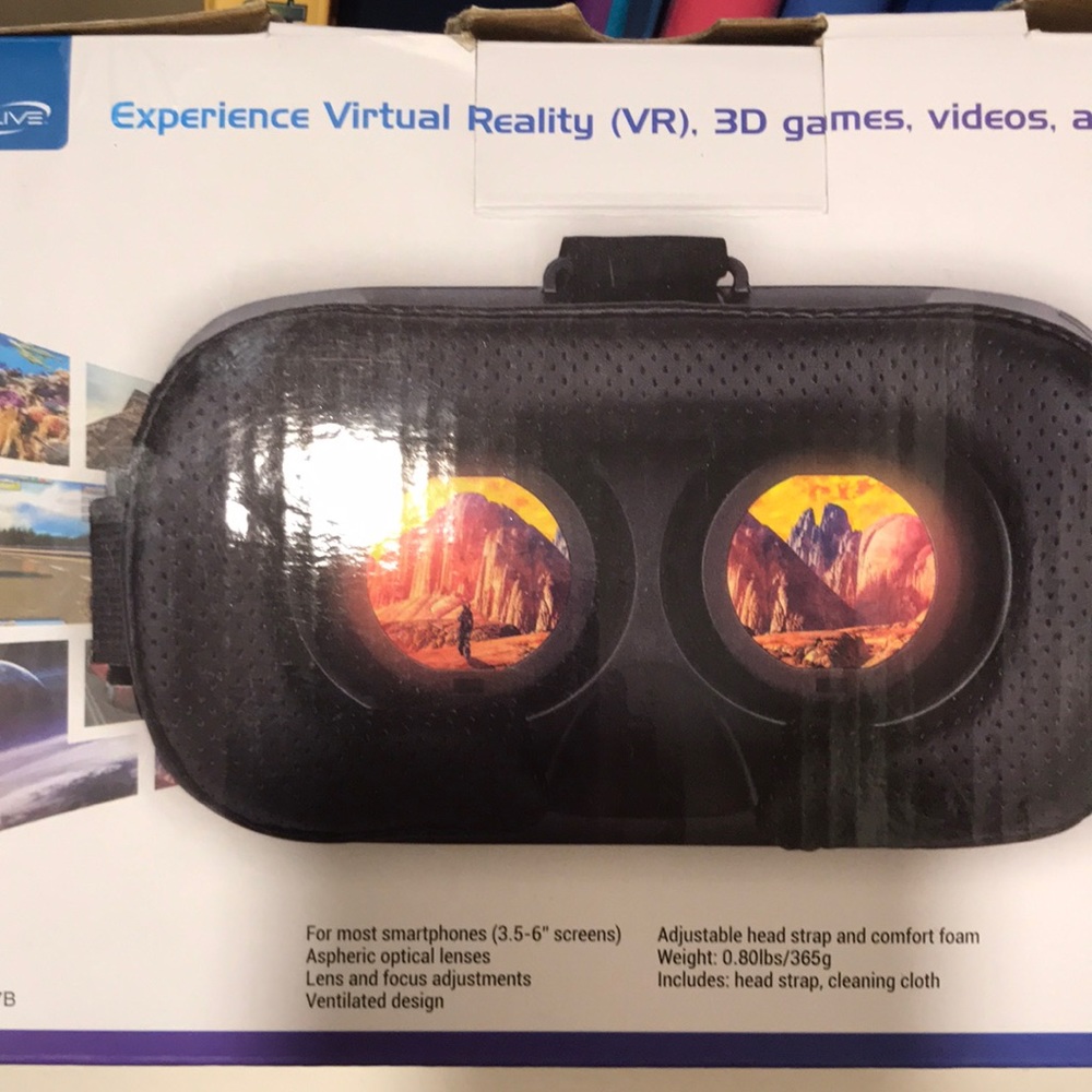 ILive  black virtual reality glasses, fits smart phones 3.5 to6 inches